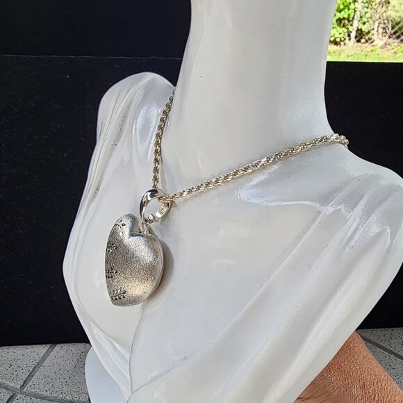 ITAOR Italy Sterling Silver Puffy Heart Pendant Diamond Cut Rope Necklace - Picture 11 of 12